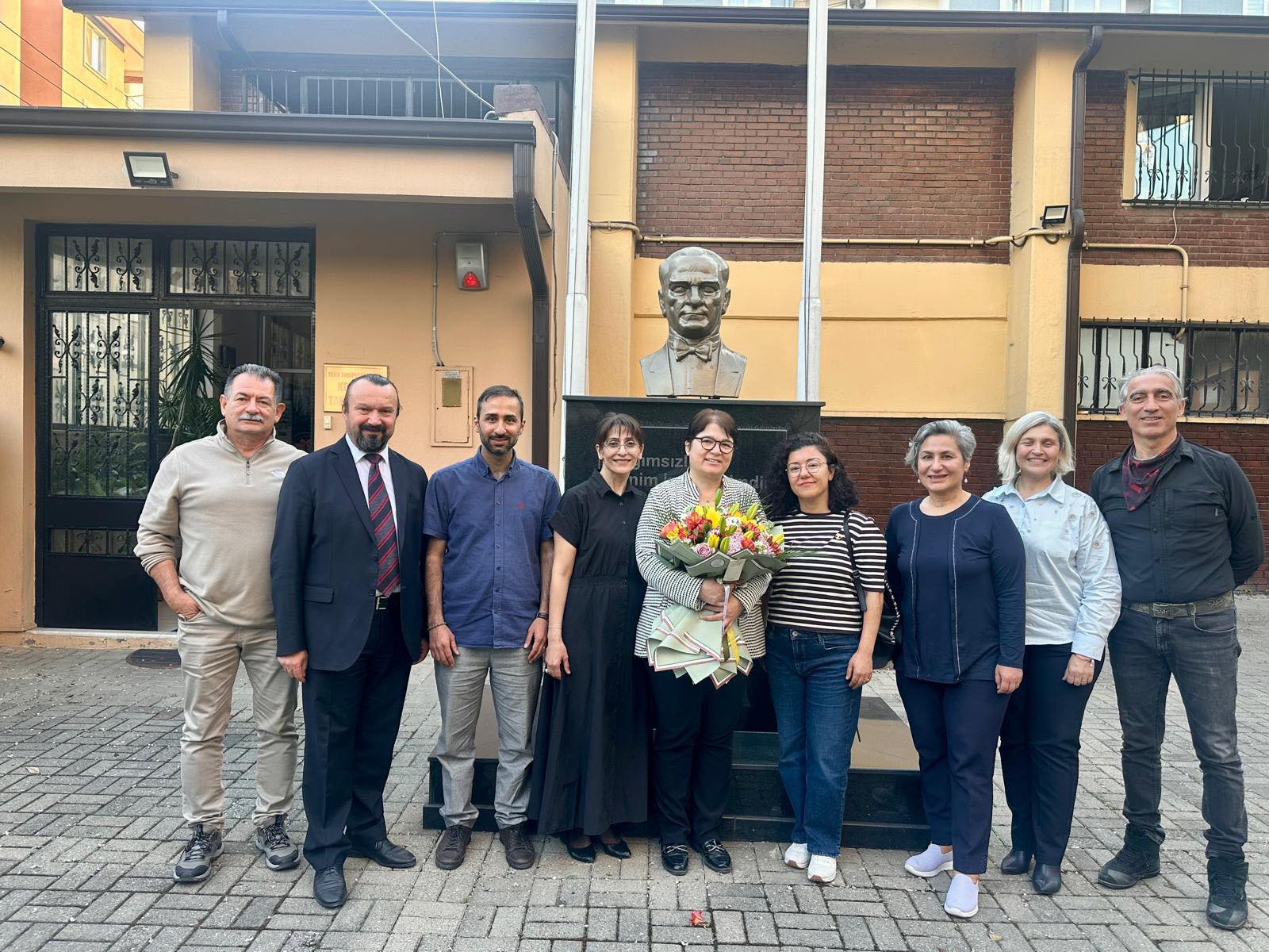Kocaeli Birleşim Grubu Seçim sonrası Kocaeli Tabip Odası’nın yeni yönetimine nezaket ziyaretinde bulundu. Nazik ziyaretleri için teşekkür ederiz.(07.05.2026)